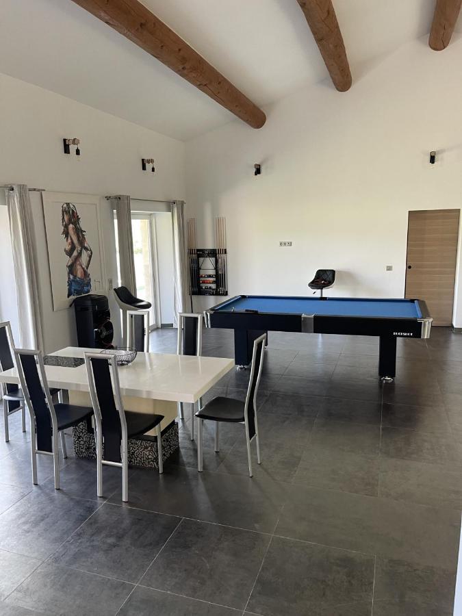 Villa Rians Rians  المظهر الخارجي الصورة